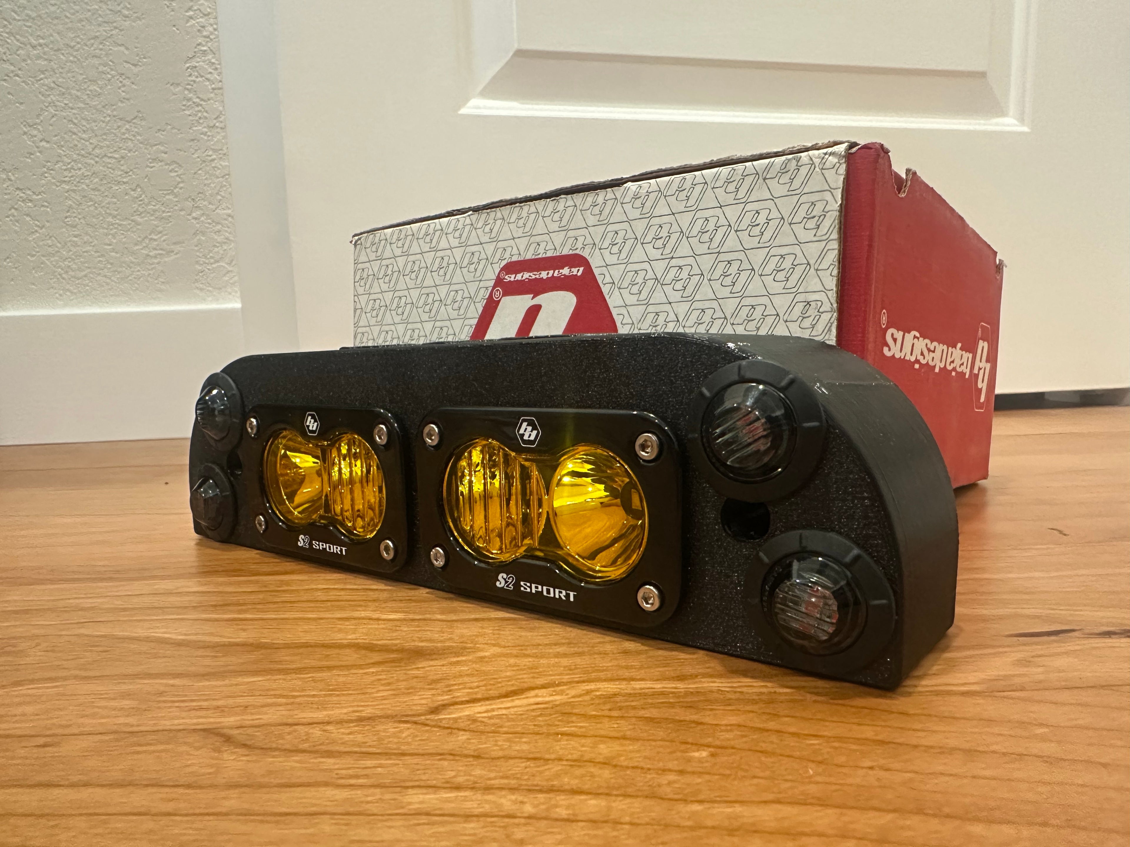 2nd Gen Tacoma/ 3rd Gen extended cab Tacoma chase light
